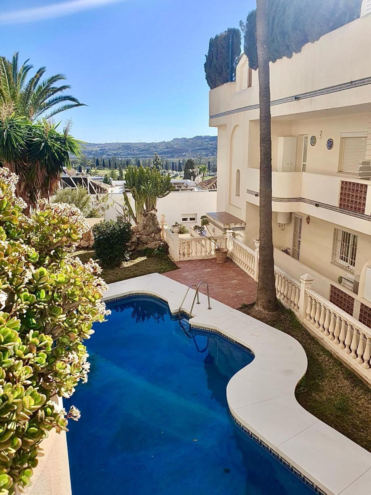 Апартаменти Apartamento Con Vistas, Urb. Mijas Golf. Santa Fe de los Boliches Екстер'єр фото